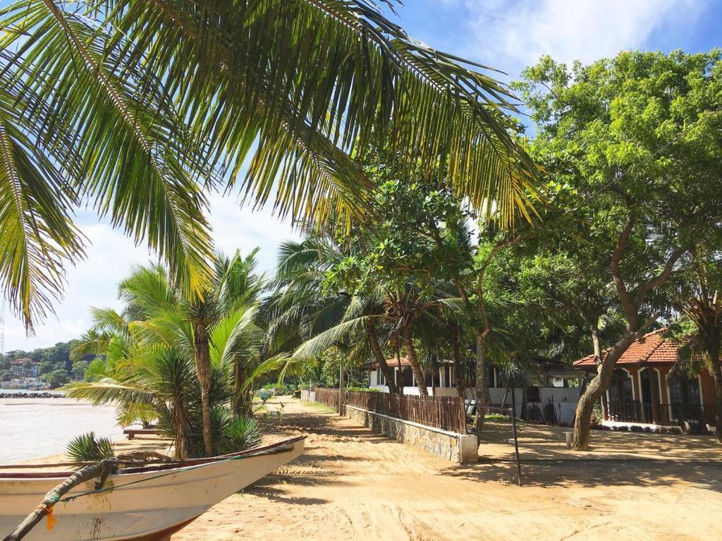 Serenity Beach Cabanas Tangalle Exterior foto